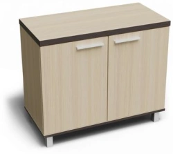 Medium cupboard. Open-space armoire