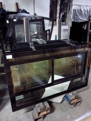 Tram car 71-411 interior glass tempered brown 1174*1165 DAG 1016.5-10