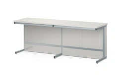 Laboratory furniture: Wall table