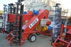Agricultural grain scraper loader, model A-150P M
