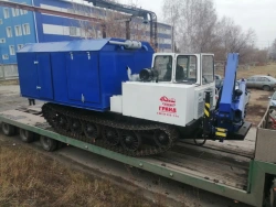 Special purpose tractor TSN-4-UET (YaMZ-236 engine, double cab)