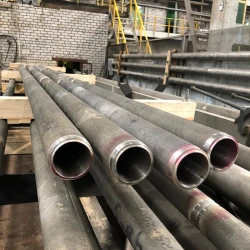 Reaction pipe and its elements made of heat-resistant steels and alloys