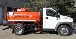 Motor vehicles for transportation of petroleum products (tank truck) type 47122, modification 47122U on the basis of GAZ C41R16