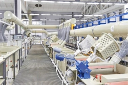 Galvanising line with bell-type baths