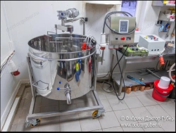 Cheese maker 550 litre capacity with electric heating