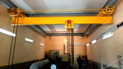 Manual overhead single girder suspension cranes of single and double span KMP grade