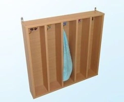 Hinged towel rack