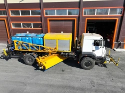 Aerodrome water washer APMM on Ural 6370 chassis