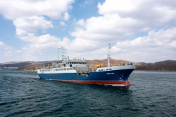 Crabbing vessel of project 03141 "Omolon"