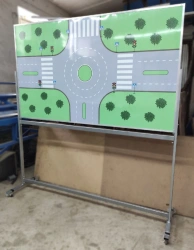 Magnetic marker board