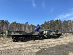 Multifunctional snowmobile based lift, model TG-126-06