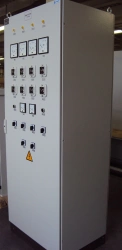 Complete low-voltage distribution and control device with voltage up to 1000 V for rated currents up to 6300 A