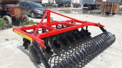 Modernised universal BDM-U 3x2H mounted disc harrow