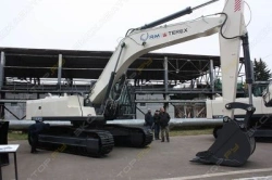 Single-bucket crawler excavator E270C