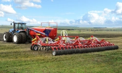 Pneumatic seeding complex "Agrator-16000"