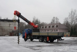 Special purpose vehicle with MKMA type hydraulic loading crane on the basis of KAMAZ 65117 and its modifications 64K35N-UN