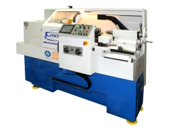 Universal turning lathe with operational programme control SAMAT 400 "Vector"