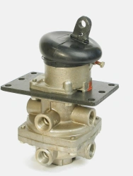 Double-section brake tap with lever 100-3514008-30