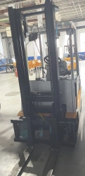 Electric forklifts of types: PE 1,5; PE 1,8; PE 2,0 with electric drive