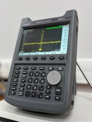 Portable spectrum analyser SK4M-14