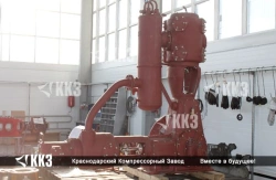 Piston gas compressor 2CNM4-13/71C