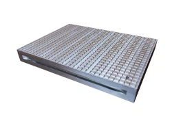 Vacuum table