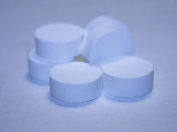 Europium oxide for vacuum sputtering