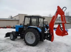 Single-bucket loader-excavator model EO-2626M-4