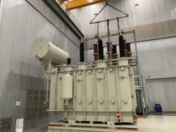 Three-phase oil-fired power transformer TD-63000/110