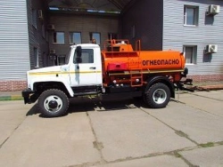 Fuel tanker 46830F-2 ATZ 4,9 on chassis GAZ 33086