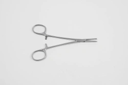 VZ-Z-21, Hemostatic clamp, single- and double-toothed, toothed, straight No. 1, 150mm