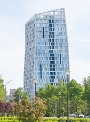 Laminated construction glass of the Stratobel Clear trade mark 55.4