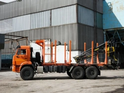 Special purpose vehicle with KMA type hydraulic loading crane on the basis of KAMAZ 43118 and its modifications 41S0