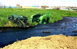 Tank Cleaning Services for Oil Sludge Removal