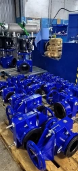 Hose gate valve PVT-R Du250, Ru16, manually operated, working medium direction - any, mounting position: any; attached