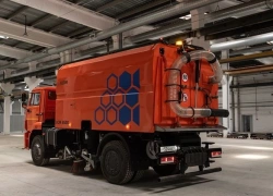 Universal municipal machine UKM-6500