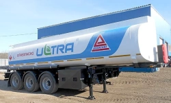 Tank semi-trailer for transport of oil products model 9639H