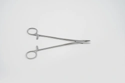 VZ-I-10-29, General surgical needle holder, with carbide plates, 200 mm