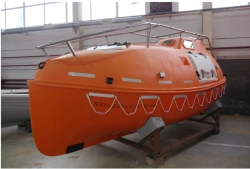 Fire-protected closed, motorised, self-recovery lifeboat, prosp. 02370T