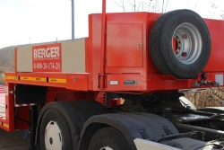 Semitrailer 9853 in modifications 9853-0000040-01, 9853-0000040-02, 9853-0000040-03, 9853- 0000040-04, 9853-0000040-05, 9853-000