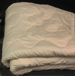 Blanket with synthetic fibre filling for convicts 205x134cm