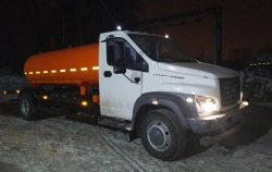 Tank truck for technical substances of LKT-ACV type on GAZon NEXT C41RB3 chassis.