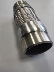 Metal hose flexible hermetic type MRG2, with nominal diameter from 16 to 250 mm., with design pressure over 0,01 to 6,5 MPa.