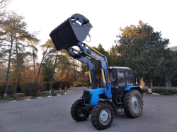 Interchangeable working organ of KUHN(TURS) loaders: bucket-gripper KUHN(TURS)-2000-33D
