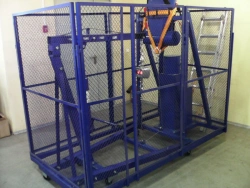 Media stand for mechanical tests of safety belts, safety ropes, climbing ropes, claws, ladders