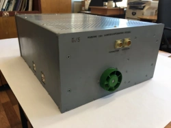 Microwave power amplifier U52242