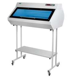 Bactericidal chamber for storage of sterilised medical instruments "SPDS-1-K" on mobile trolley