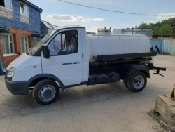Tank truck for transporting food liquids of type 2790 of modification 2790-0000010-28 on the basis of chassis/TC of type GAZ 330