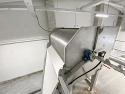 Mechanised drum grating RMB