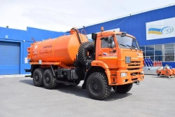 Gas condensate and oil gathering unit (GOC), UZST brand, type 6619C-23 on KAMAZ 65222-53 chassis.